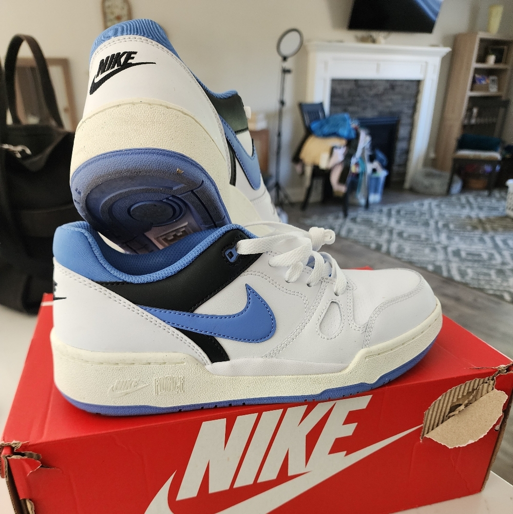 Nike Full Force Lo in White and Black